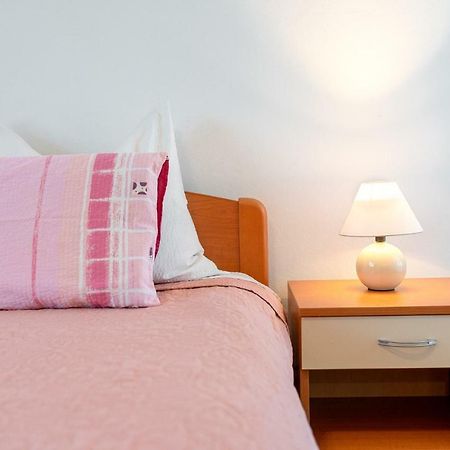 Apartmani Pataca Водице Екстериор снимка