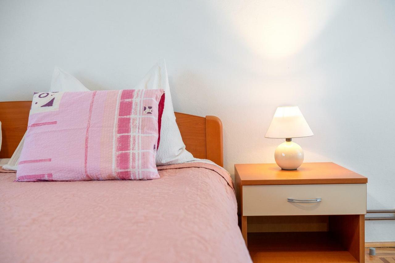 Apartmani Pataca Водице Екстериор снимка