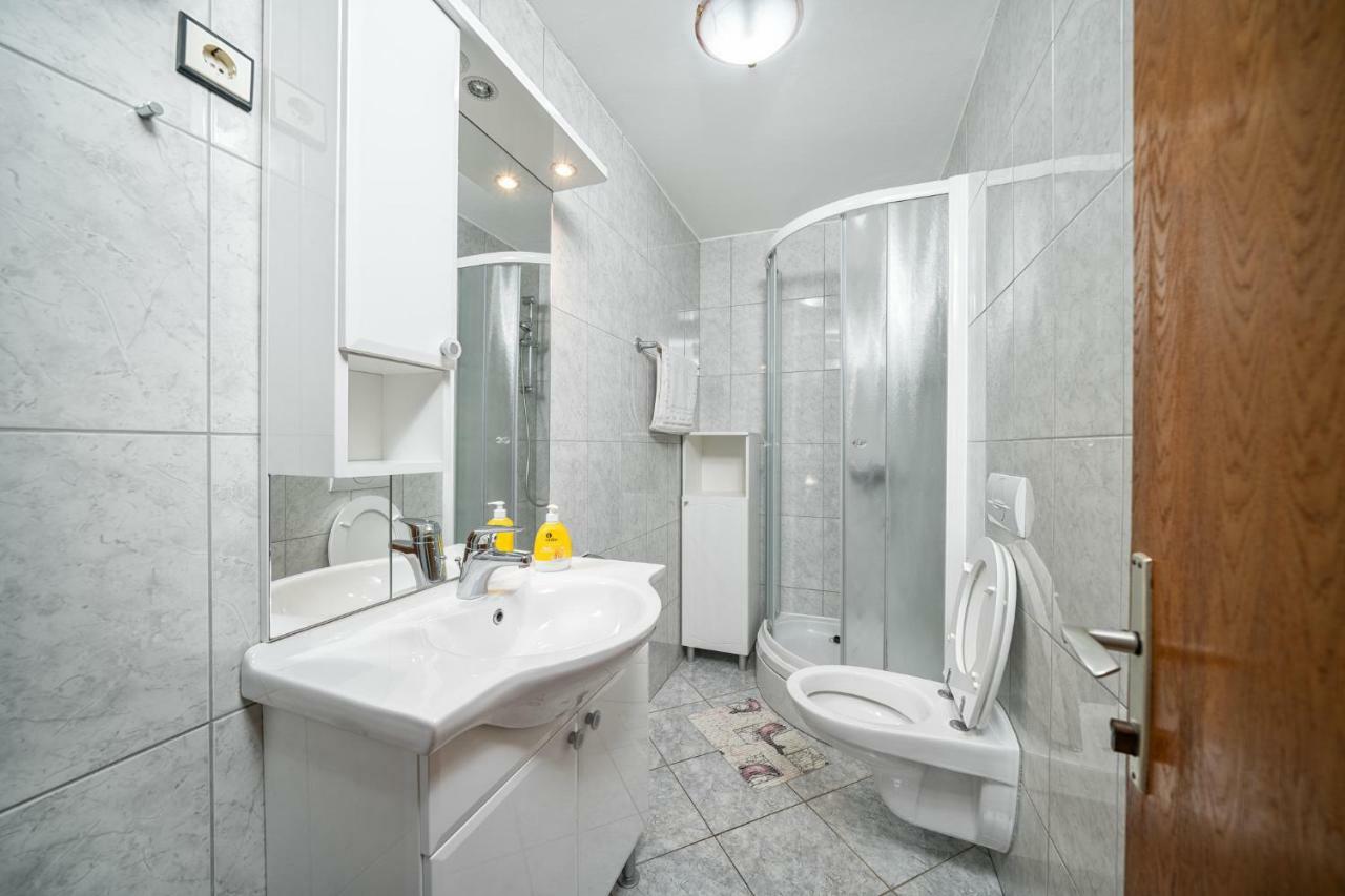 Apartmani Pataca Водице Екстериор снимка